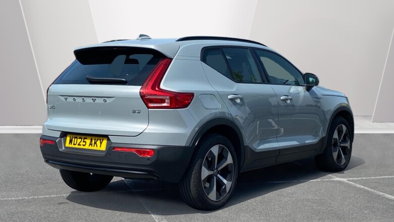 Volvo XC40 2.0 B3P Plus Dark 5dr Auto Petrol Estate